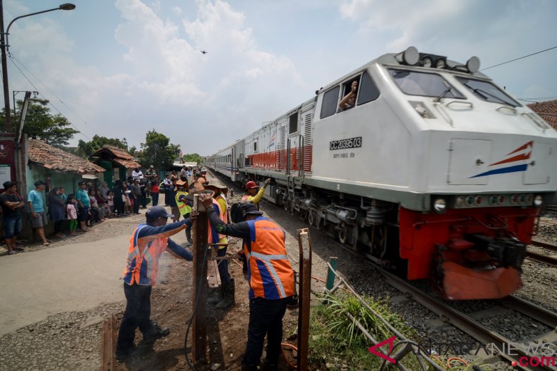 305 titik rawan sepanjang jalur kereta dideteksi, 48 titik di Jabar