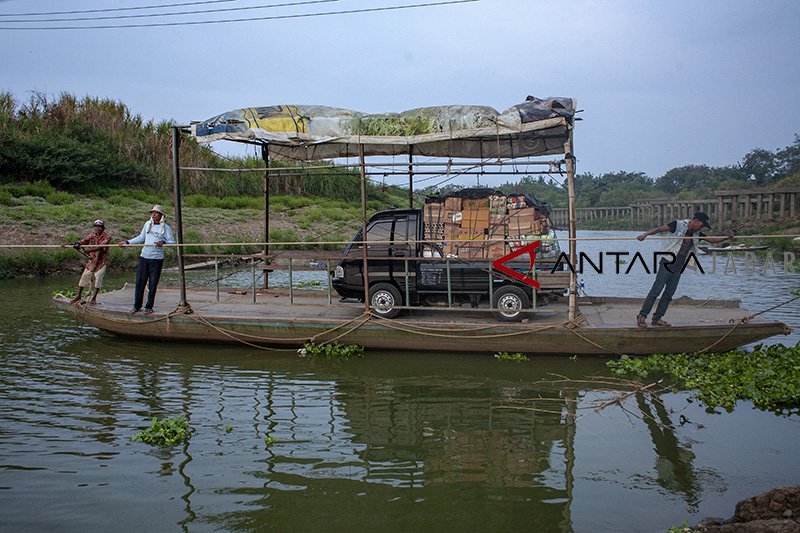 Transportasi antar desa