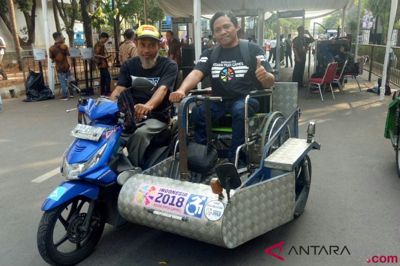 Ojek disabilitas permudah penyandang disabilitas tonton pembukaan Asian Para Games