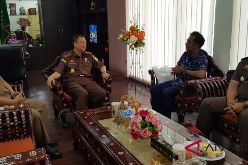 Silaturahmi Kabiro Perum LKBN Antara NTB dengan Kajati NTB