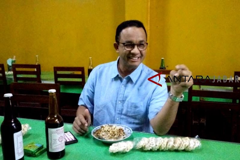 Nasi lengko Cirebon buat Anies Baswedan ketagihan