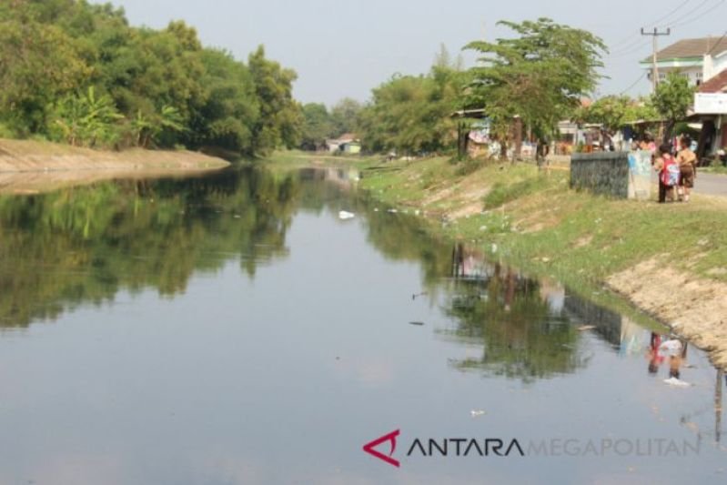 Sungai Cilamaya dan Bendungan Barugbug tercemar, DLHK surati Gubernur Jabar