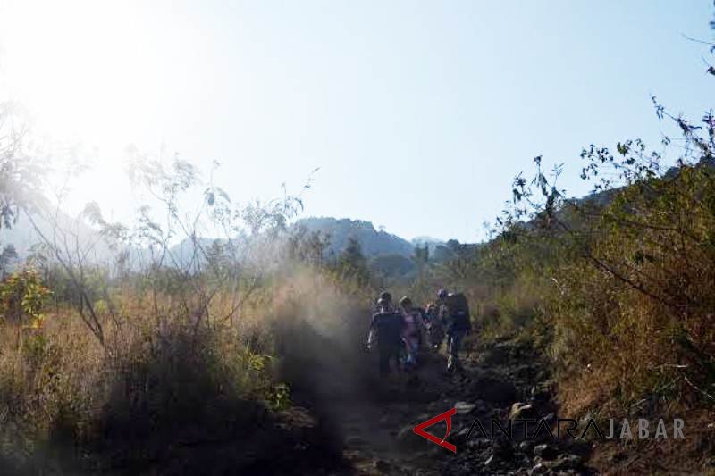 Identitas tiga pendaki tewas di Gunung Tampomas diketahui