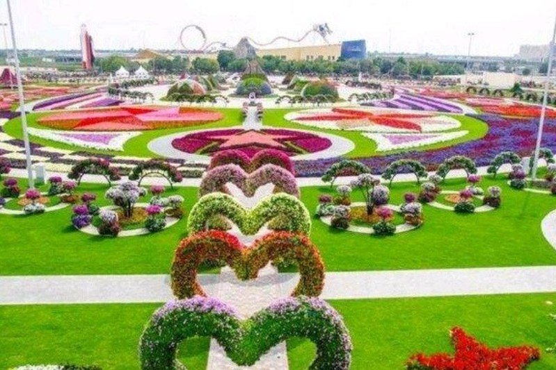 Taman bunga dan kebun raya di utara Cianjur favorit wisatawan