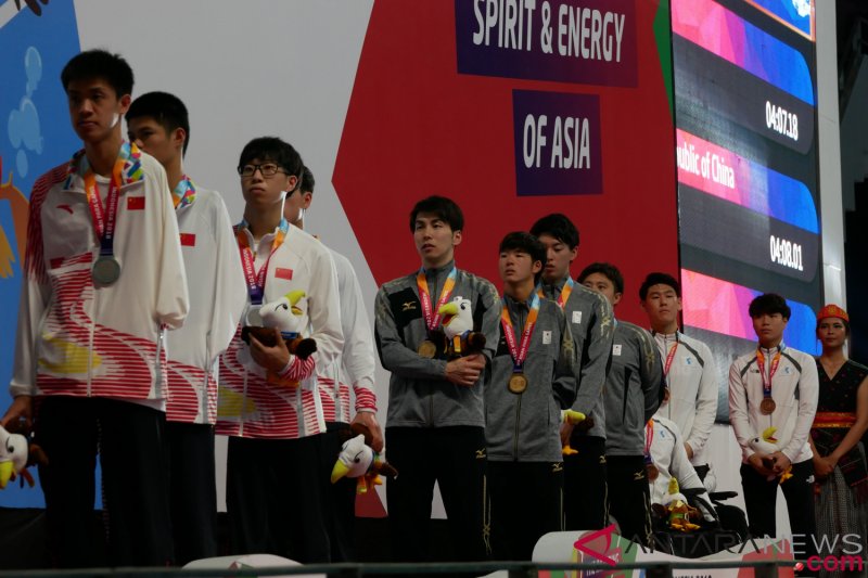 Bendera Korea Bersatu berkibar di cabang para-renang