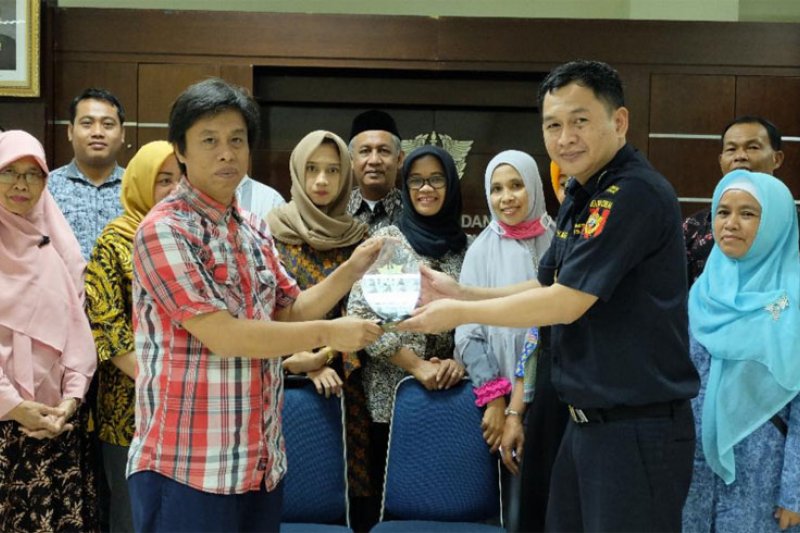 Bea Cukai edukasi UKM tentang prosedur ekspor dan impor
