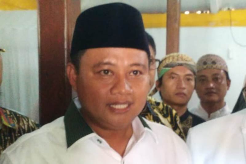 Wagub serahkan formulir penunjukan Plt Bupati Bekasi