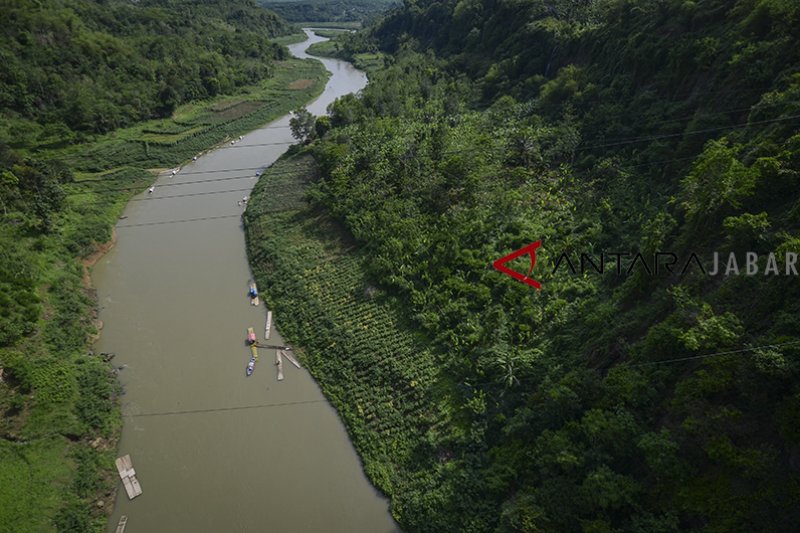 Gubernur Jabar: penanganan Sungai Citarum belum kompak