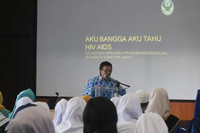 Pemkot Padang Panjang kenalkan HIV/AIDS kepada siswa dan mahasiswa