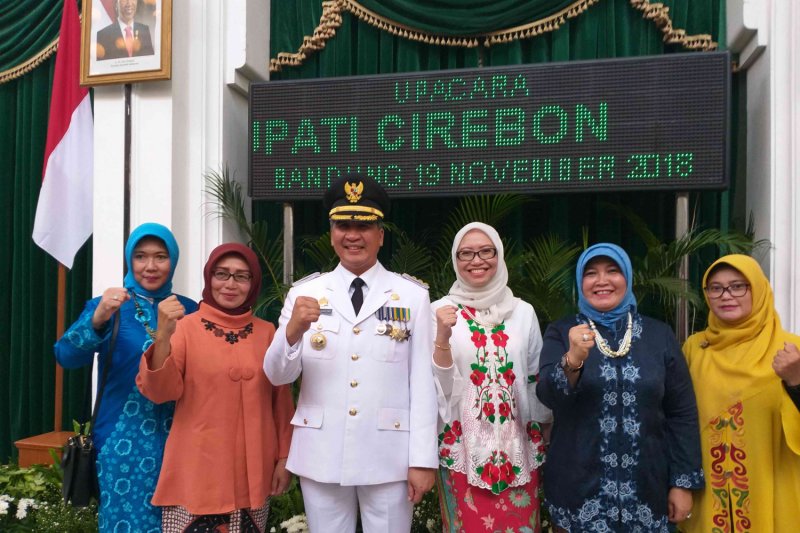 Dicky Saromi dilantik jadi Pj Bupati Cirebon