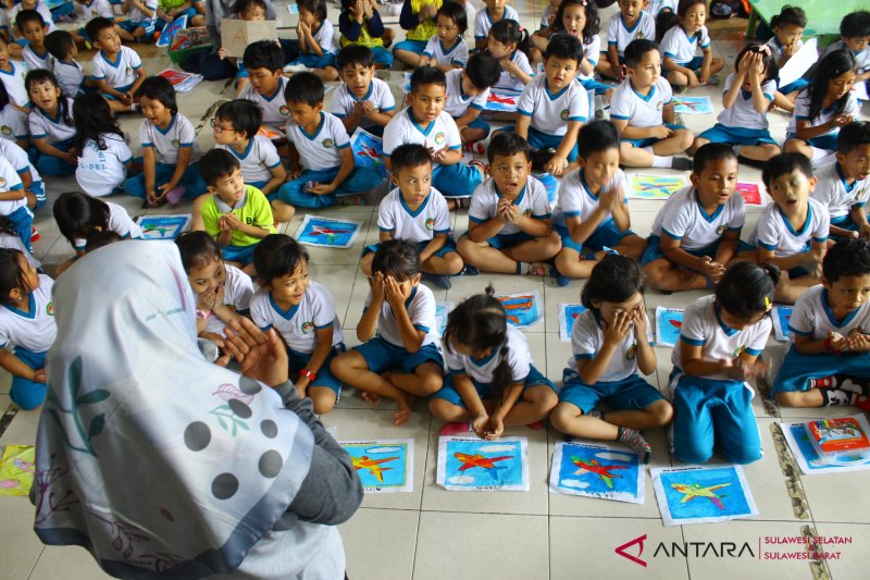 Anak TK Pertiwi doakan korban Lion Air