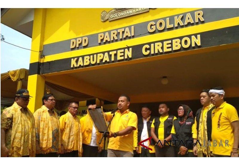 Ketua DPD Golkar Cirebon dipecat, klaim akibat dukung Bamsoet