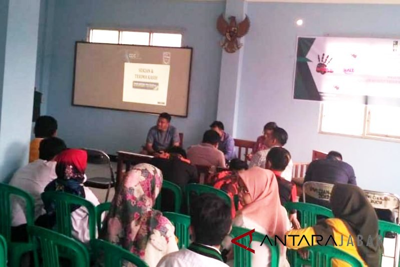 HMI dan PWI Cianjur gelar seminar anti hoaks