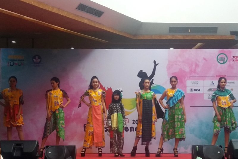 Desainer fashion Bekasi ikuti kontes busana internasional di Lebanon