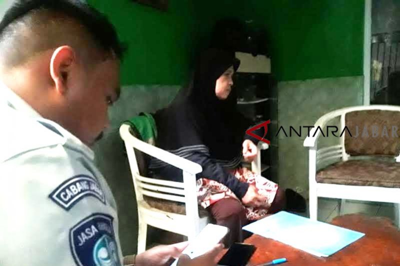 Keluarga korban masih berharap mendapat kabar terbaik