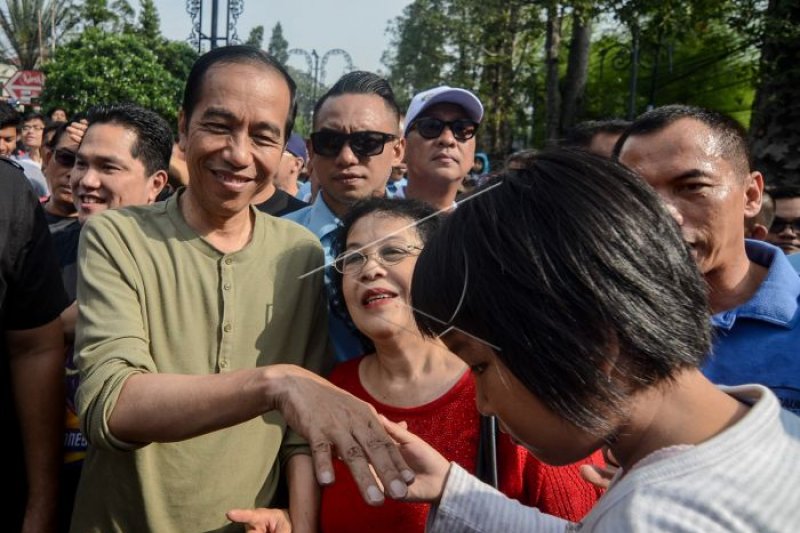Jokowi sambangi Pasar Cihaurgeulis dan CFD Dago Bandung