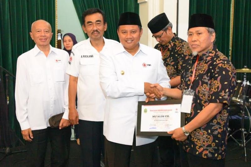 144 warga Jabar terima penghargaan donor sukarela dari PMI