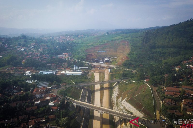 Tol Cisumdawu memungkinkan digunakan untuk mudik 2019