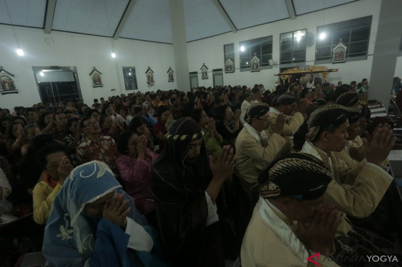 MISA MALAM NATAL YOGYAKARTA