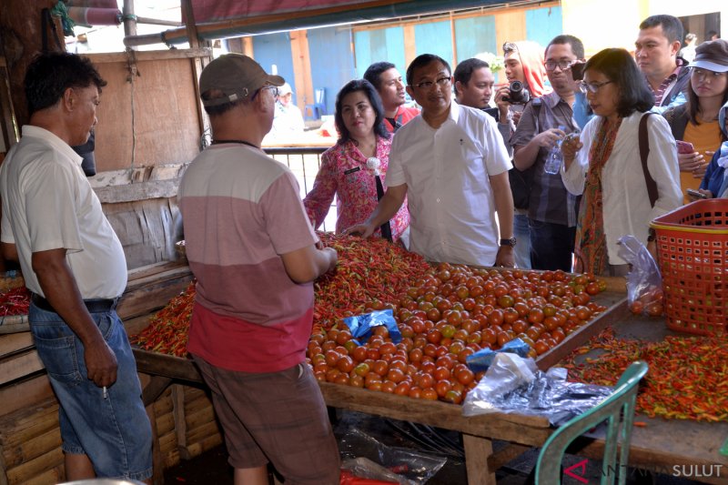 SIDAK PASAR JELANG NATAL DI MANADO