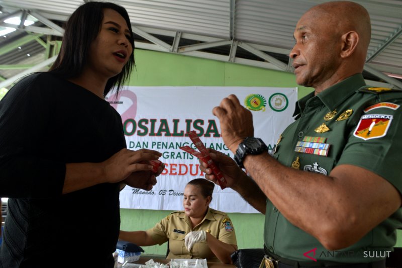 SOSIALISASI PENANGGULANGAN HIV/AIDS DI KALANGAN TNI