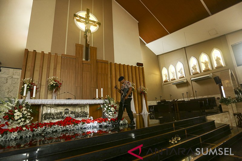 STERILISASI GEREJA DI PALEMBANG