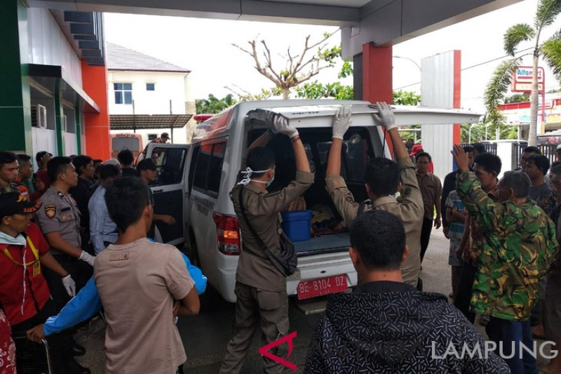 Bupati Indramayu janji pesantrenkan anak korban tsunami