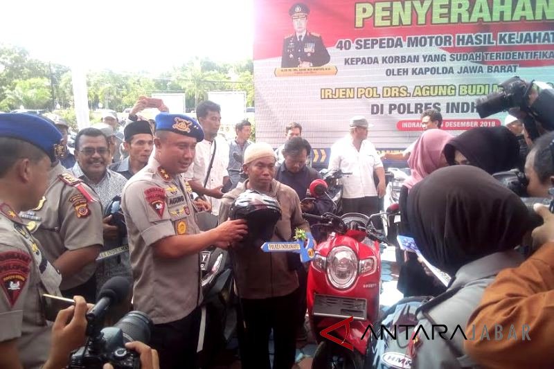 40 motor hasil curian dikembalikan ke pemiliknya oleh Kapolda jabar