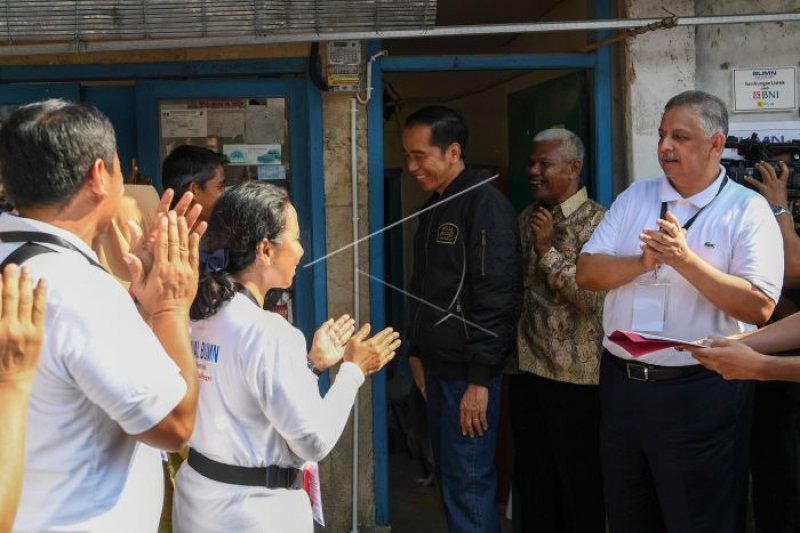 60.798 rumah prasejahtera di Jabar dan Banten akhirnya tersambungkan listrik