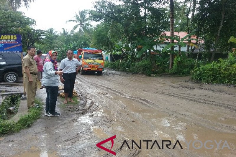 Legislator sayangkan penambang kurang berkontribusi perbaikan jalan