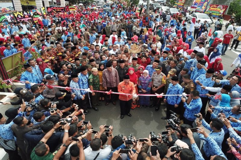 Peresmian Underpass Unila