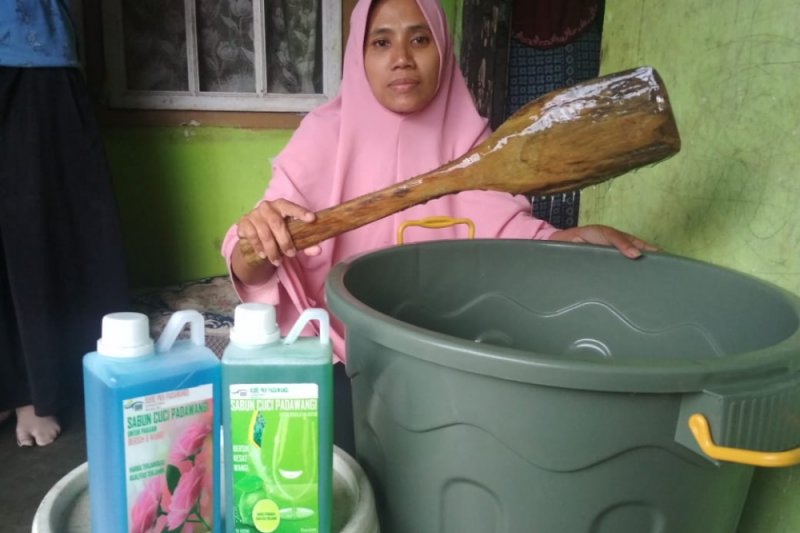 Eli segera produksi sabun pesanan Jokowi