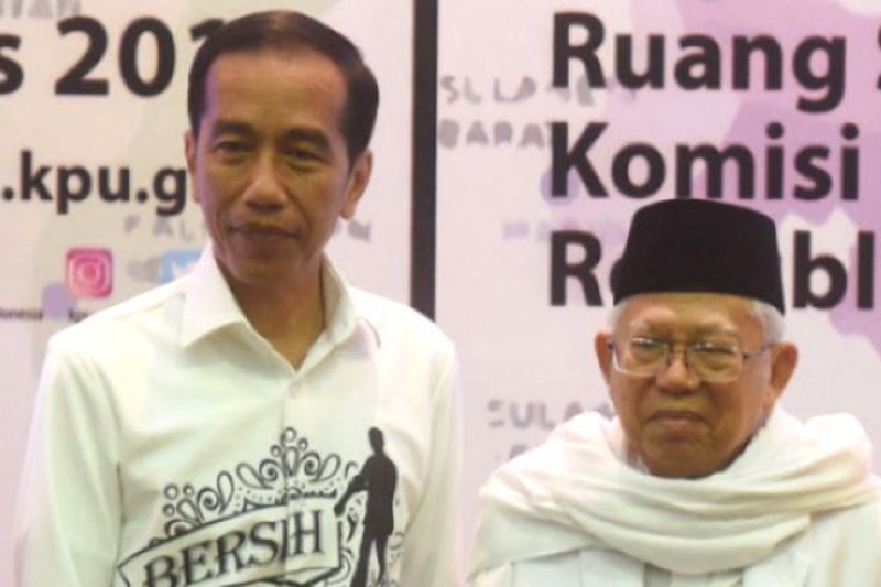 Maruf Amin bantah isu dirinya dijadikan alat Jokowi