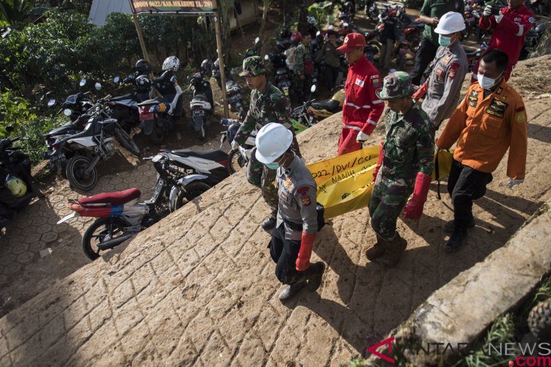 Pencarian longsor Sukabumi ditutup, sisakan satu korban tidak ditemukan