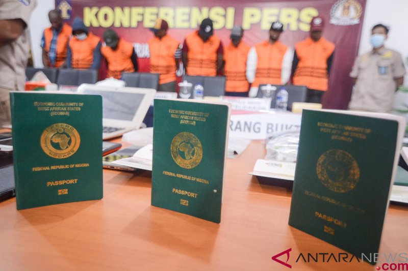 8 warga Nigeria ditahan Imigrasi Bandung