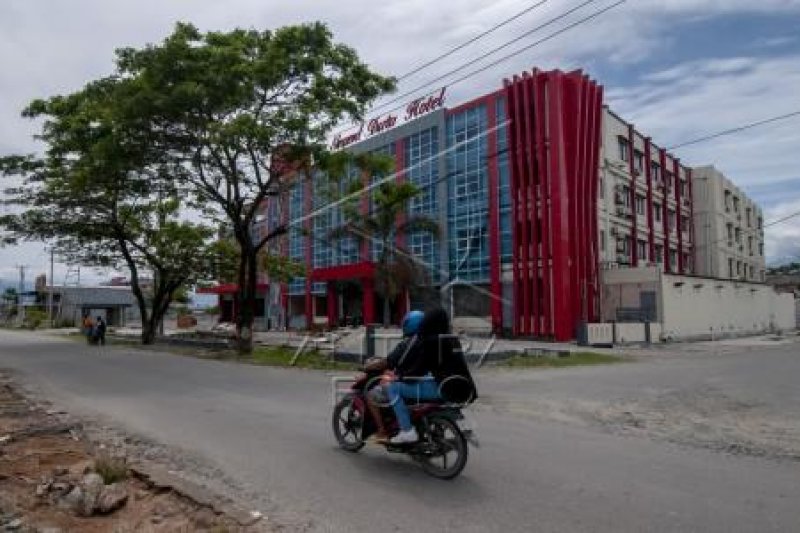 Relaksasi kredit hotel dan restoran