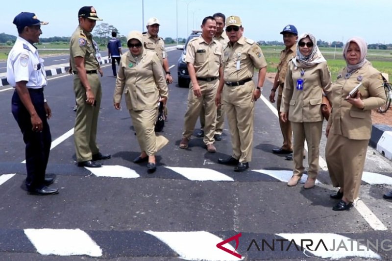 Pemkot Pekalongan pasang garis kejut di "interchange" tol Sokoduwet