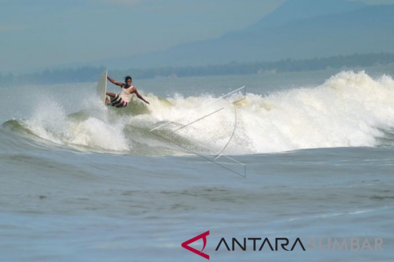 GELOMBANG TINGGI WILAYAH PERAIRAN SUMATERA