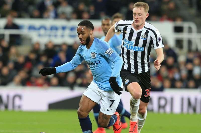 Ditumbangkan Newcastle, Manchester City kian berat ke puncak