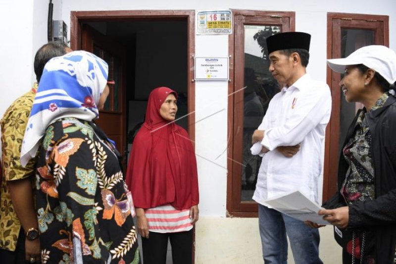 100.970 rumah tangga tidak mampu tersambung listrik gratis berkat Sinergi BUMN