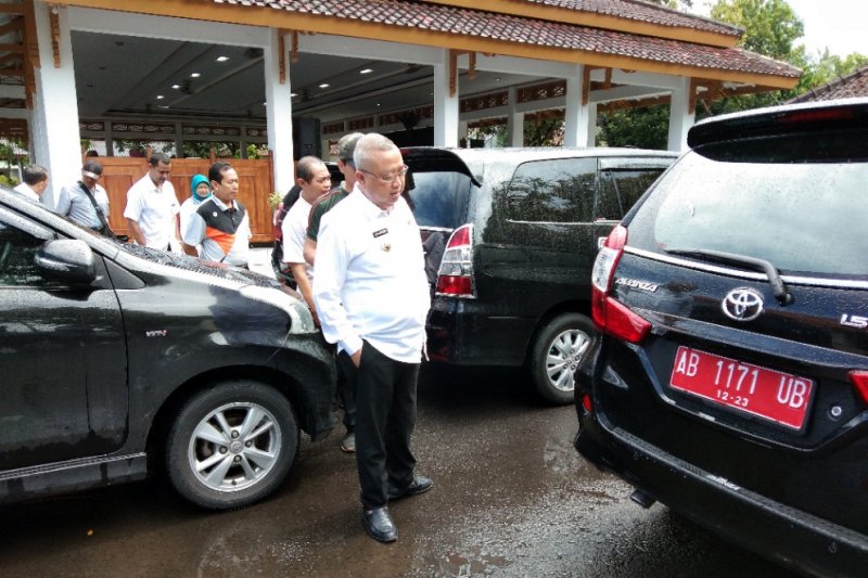 Bupati Bantul cek kondisi kendaraan dinas sekretariat daerah (VIDEO)