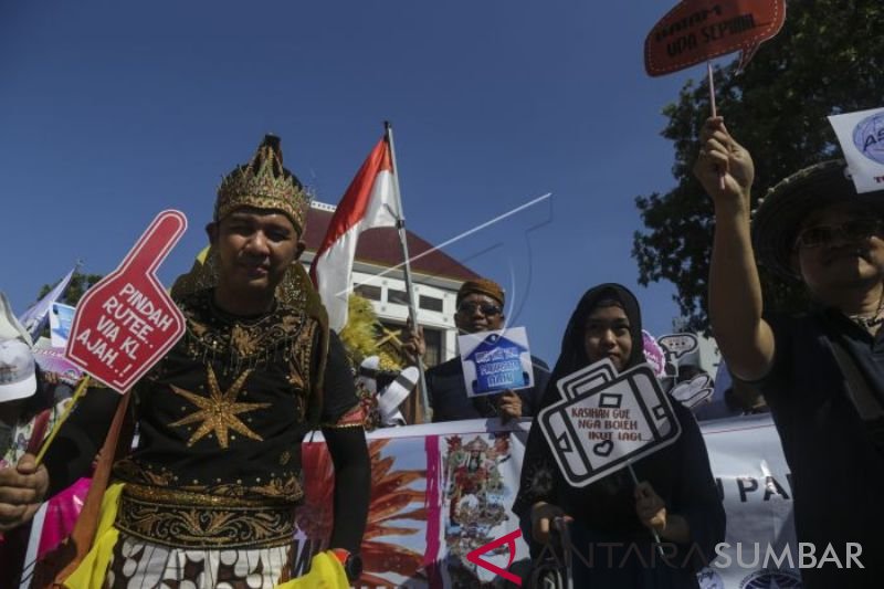 AKSI KEPRIHATINAN PARIWISATA DI KEPRI