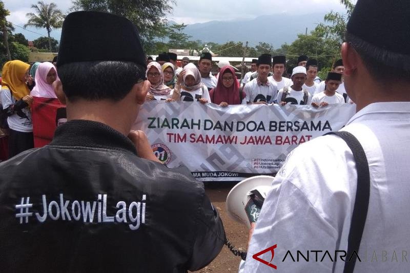 Relawan Jokowi-Maaruf Ziarah ke Makam Syekh Jafar Sidiq di Garut