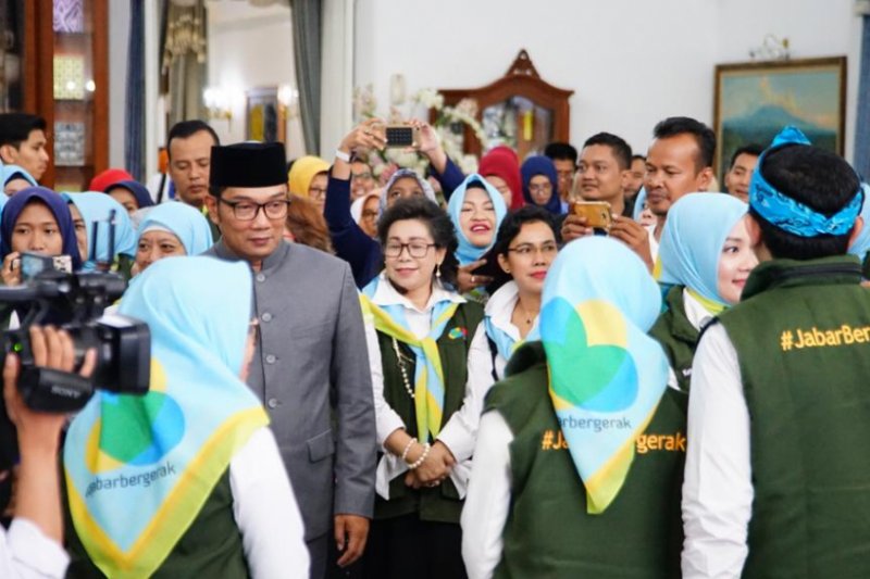 Ridwan Kamil kukuhkan perkumpulan Jabar Bergerak