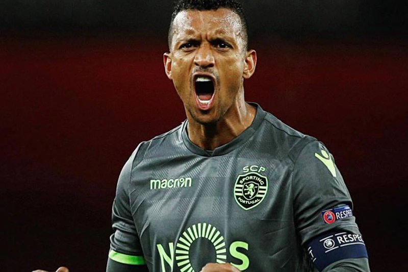 Eks bintang MU Luis Nani gantung sepatu dari sepak bola profesional