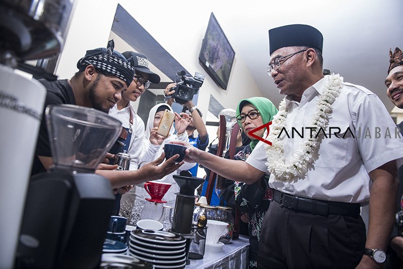 Mendikbud dorong digitalisasi program keahlian SMK