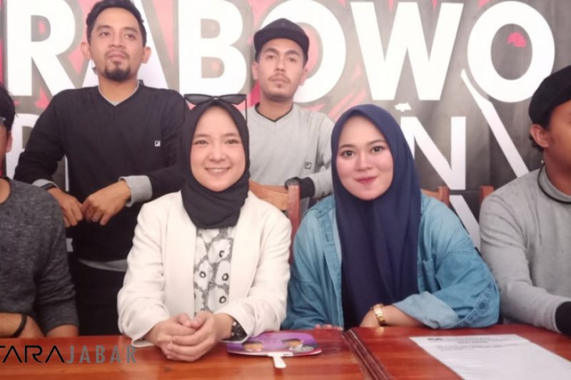 Nissa Sabyan hibur pendukung Prabowo-Sandi