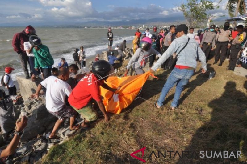 TEMUAN JENAZAH DIDUGA KORBAN TSUNAMI