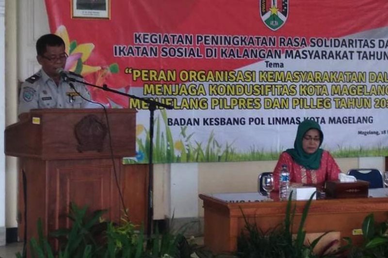 Tingkatkan solidaritas warga, Kesbangpol dan ormas Kota Magelang gelar dialog