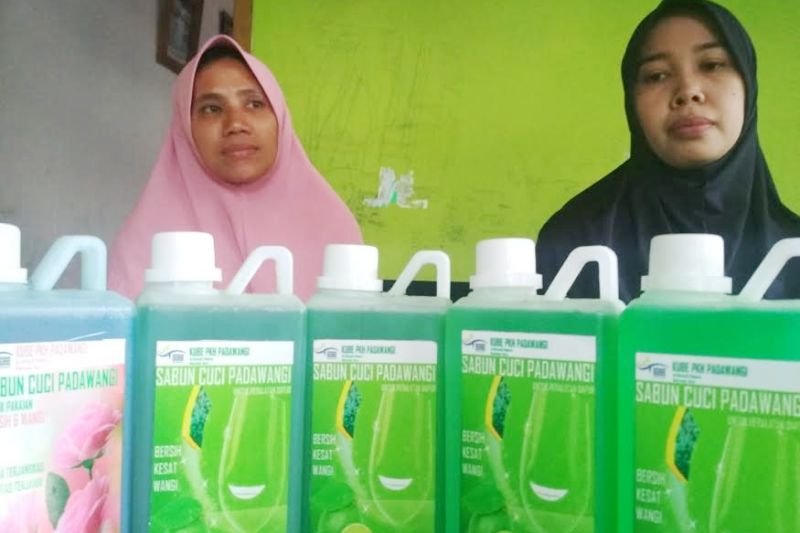 Sabun cuci pesanan Jokowi dari Garut sebanyak 100 ribu botol sudah dikirim
